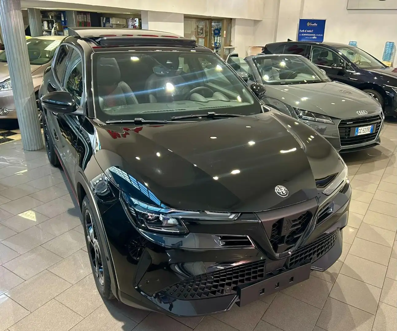 Alfa Romeo Junior 1.2 145 CV Hybrid  Speciale pack Techno & Tetto Czarny - 1
