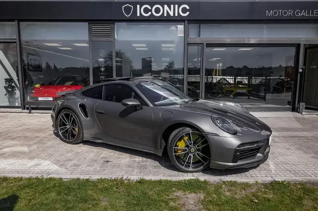 Porsche 992