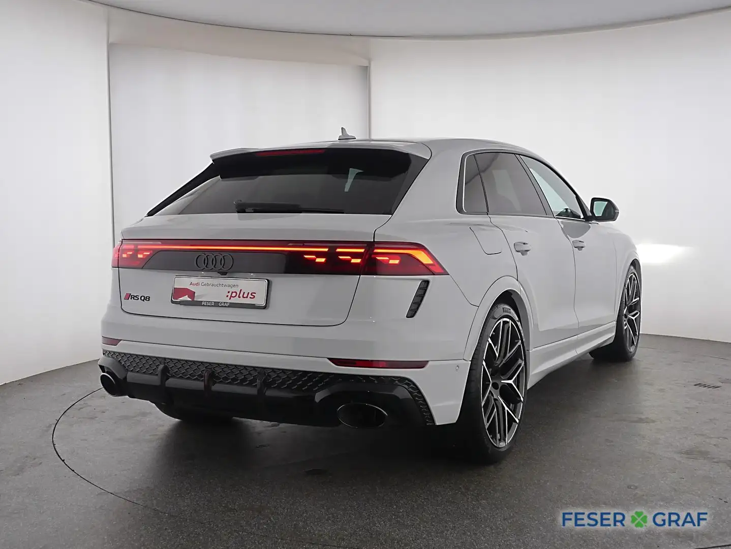 Audi RS Q8 4.0 TFSI quattro S tronic Matrix / B&O / PANO / AC Weiß - 2