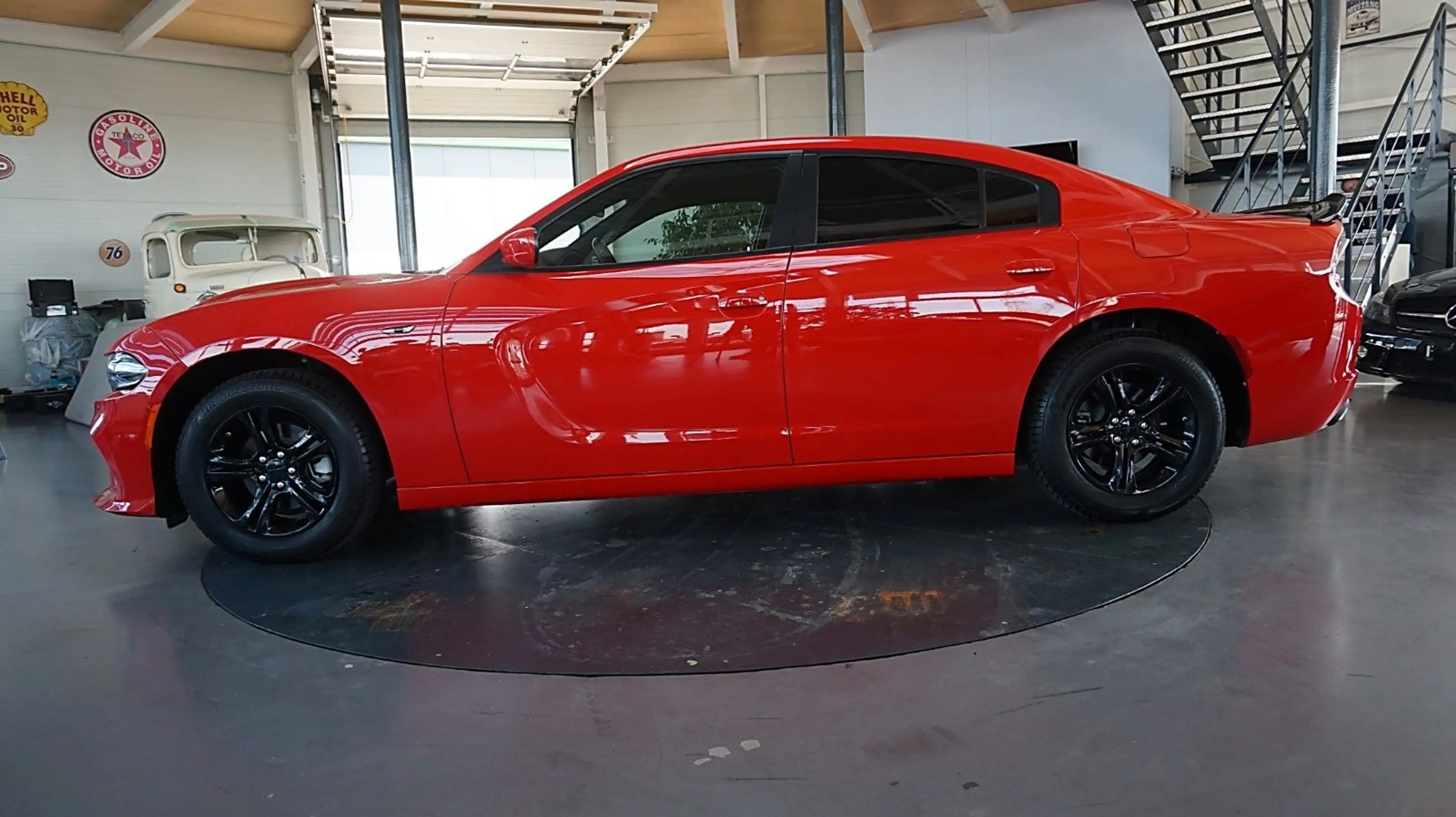 Dodge Charger 3,6l Automatik*Alu*Leder*Kamera*wenig.KM — photo 3