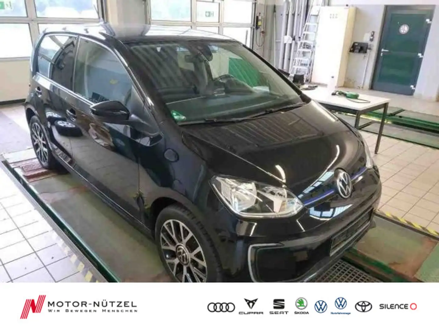 Volkswagen up! e-up! MOVE KLIMA+SHZ+GRA+PDC+RFK+DAB+MFL+CCS Schwarz - 1