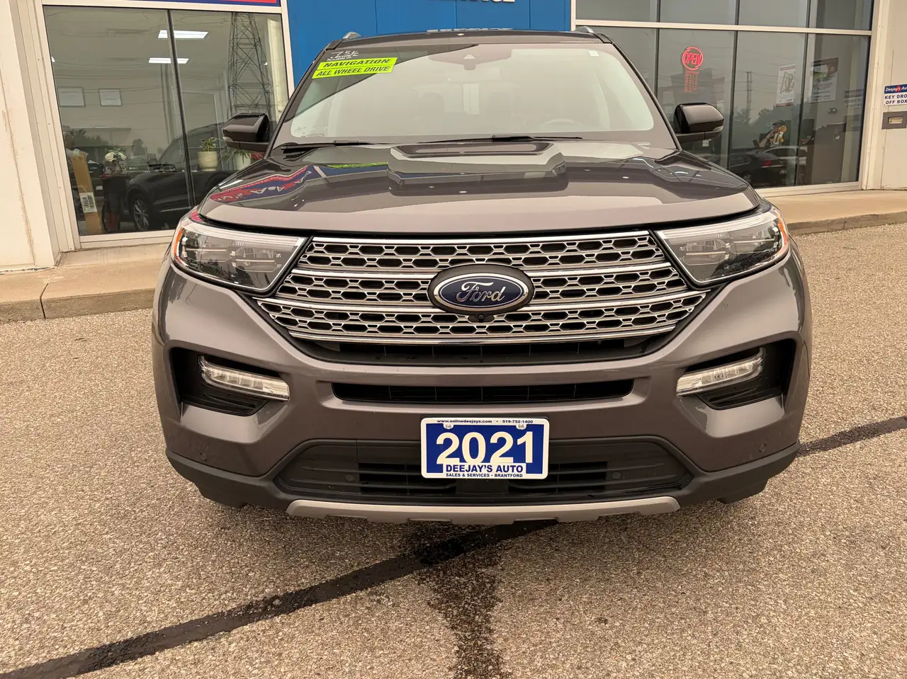 Ford Explorer снимка Ford Explorer