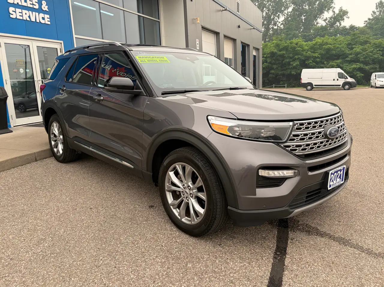 Ford Explorer снимка Ford Explorer