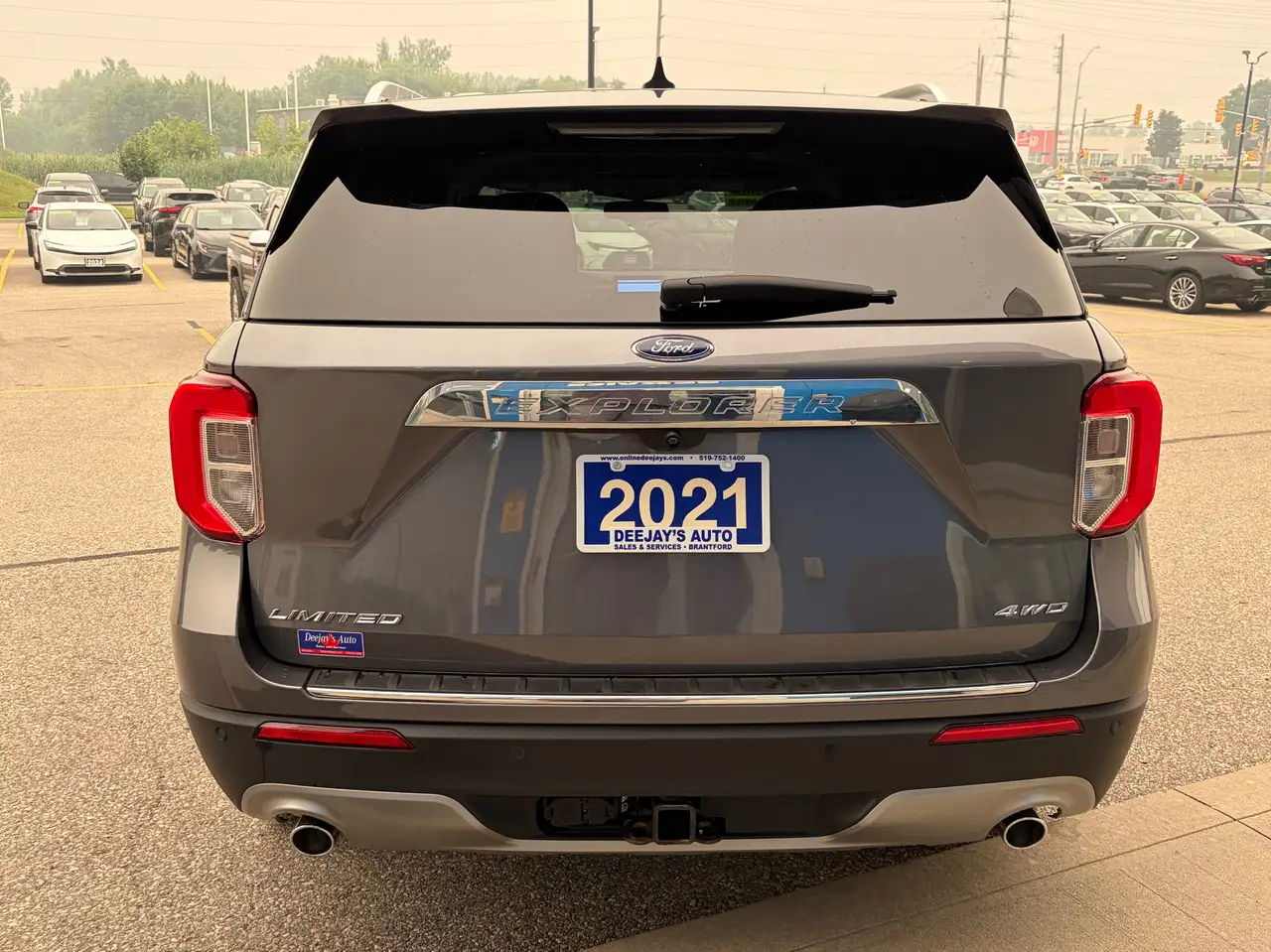 Ford Explorer снимка Ford Explorer
