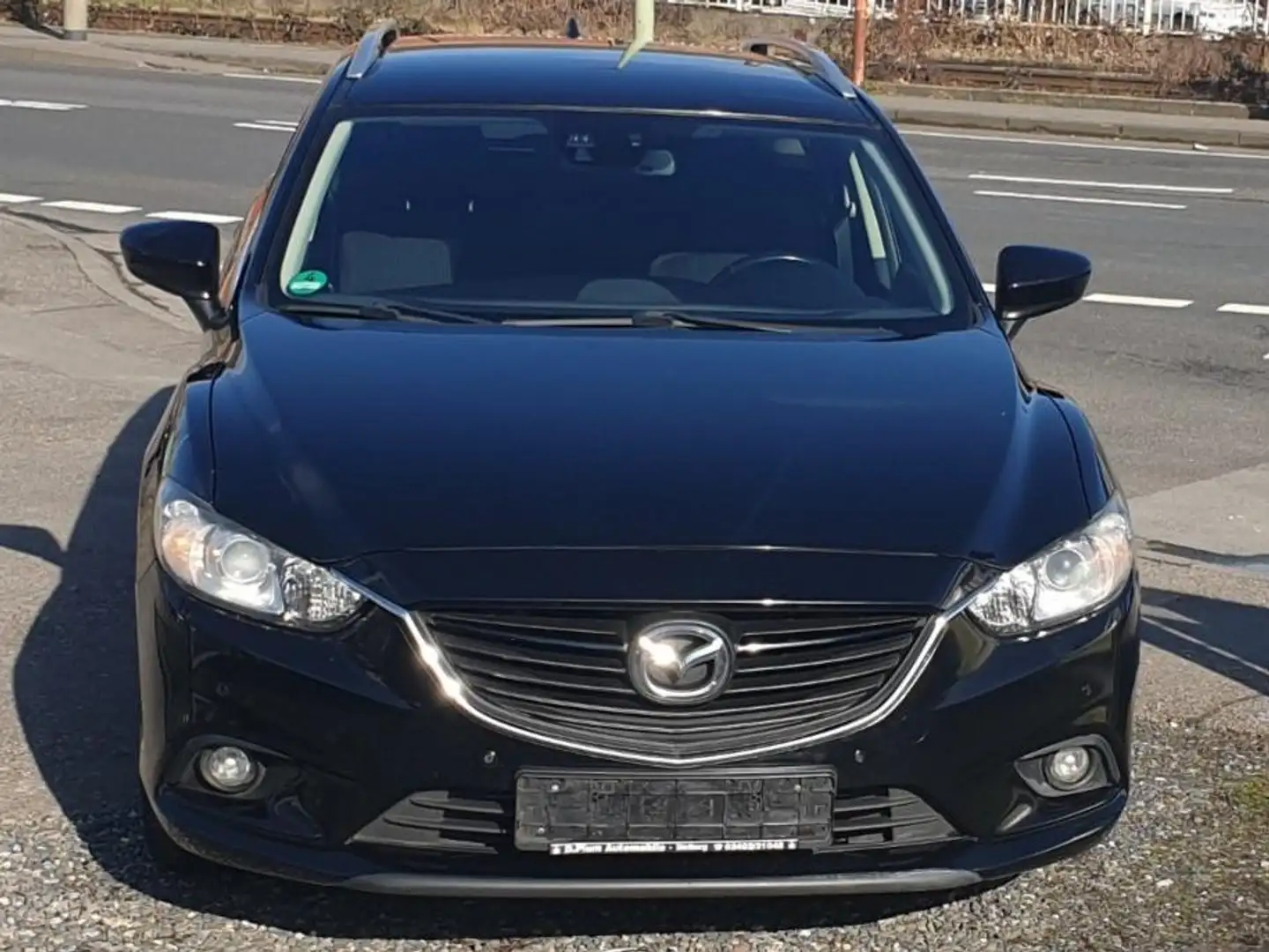 Mazda 6 6 Kombi Diesel2.2 Kombi SKYACTIV-D Aut.Center-Line Schwarz - 1