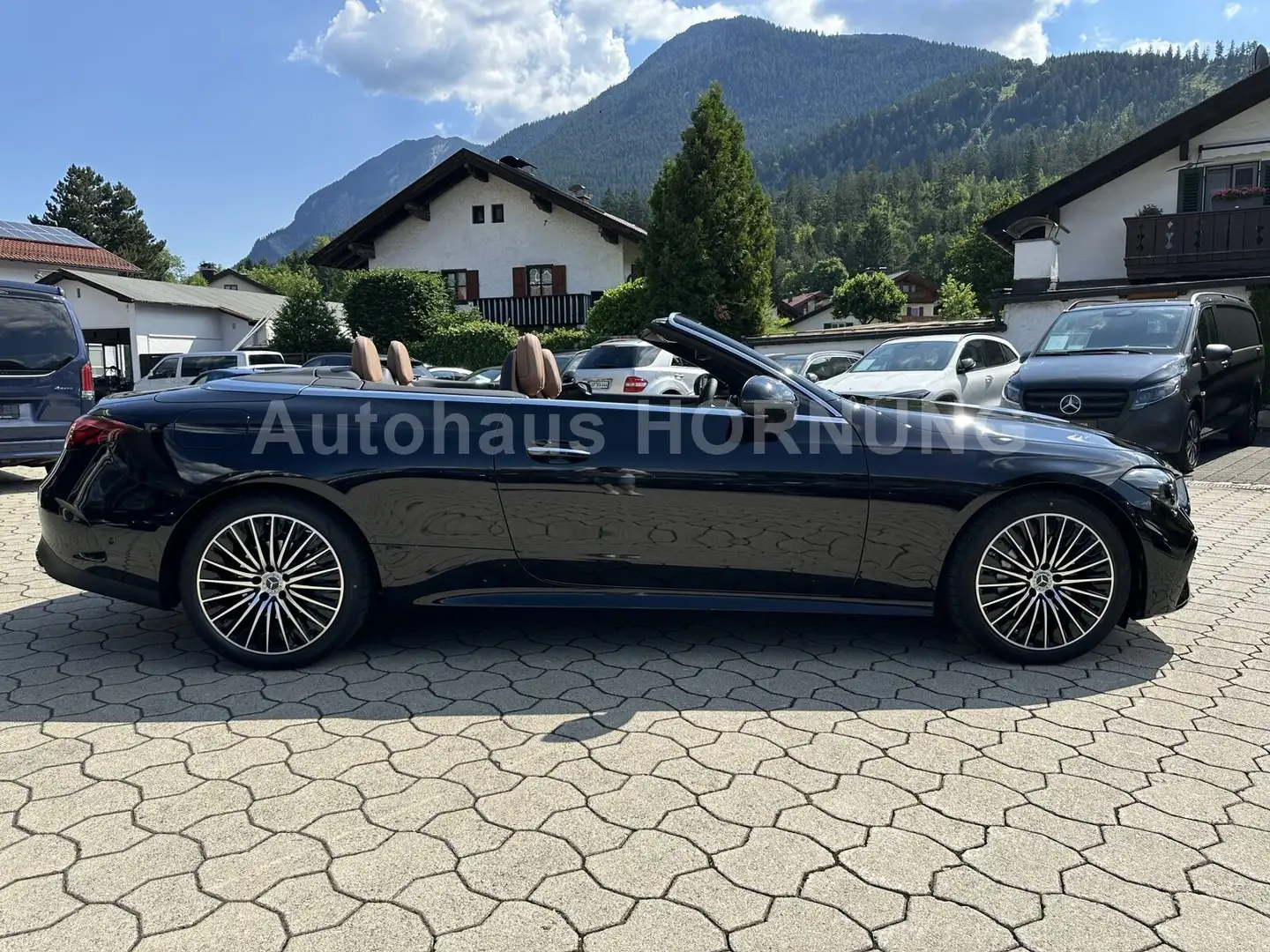 Mercedes-Benz CLE 300 CLE 300 4M Cabrio AMG 360° WTP MEMORY DIGITA AHK Schwarz - 2