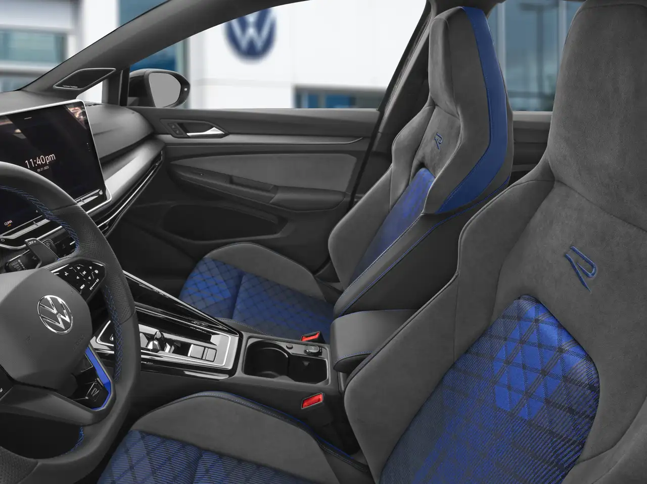 Volkswagen Golf R снимка Volkswagen Golf R