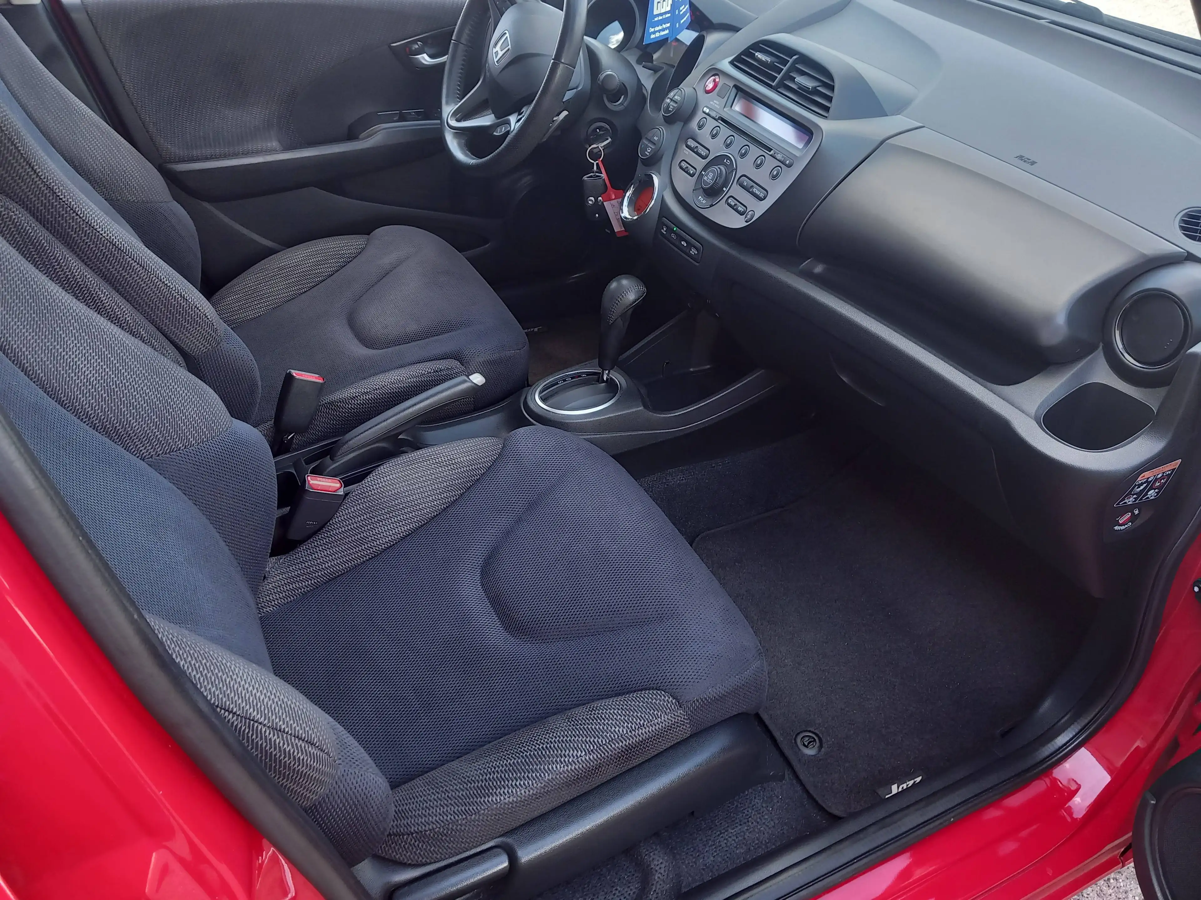 Honda Jazz 1.4 Comfort — photo 11