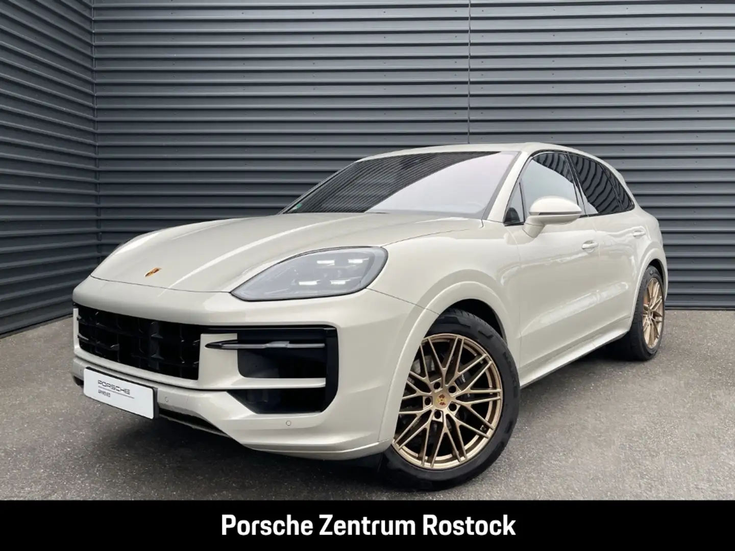 Porsche Cayenne InnoDrive Soft-Close BOSE Luftfederung Beige - 1