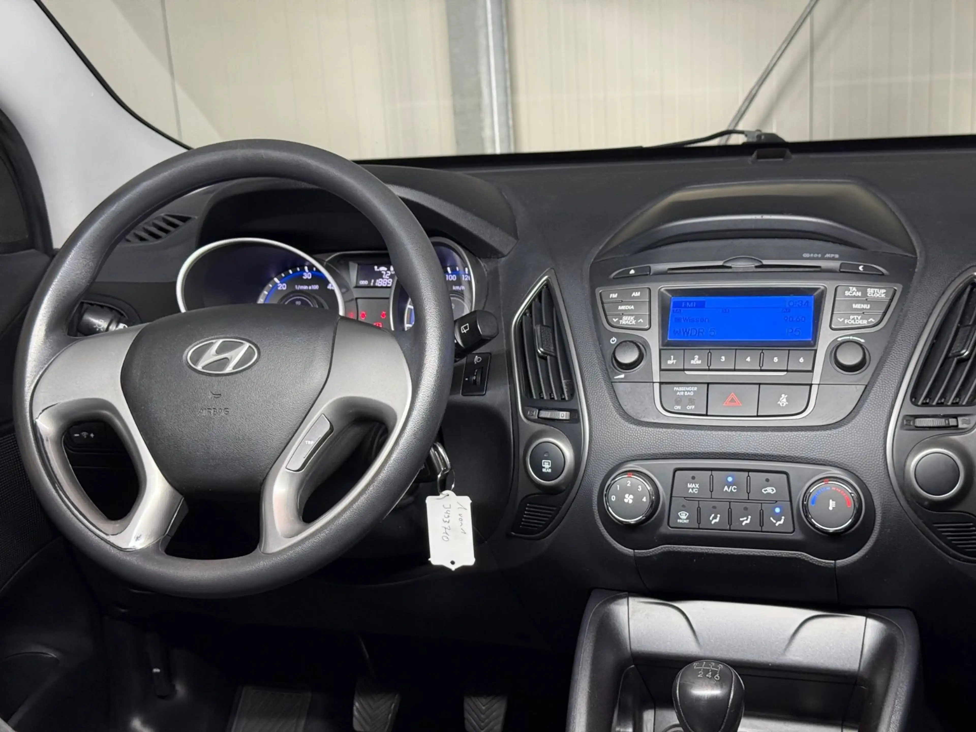 Hyundai iX35 Hyundai ix35/DIESEL/KLIMA/XENON/USB/AUX — photo 13