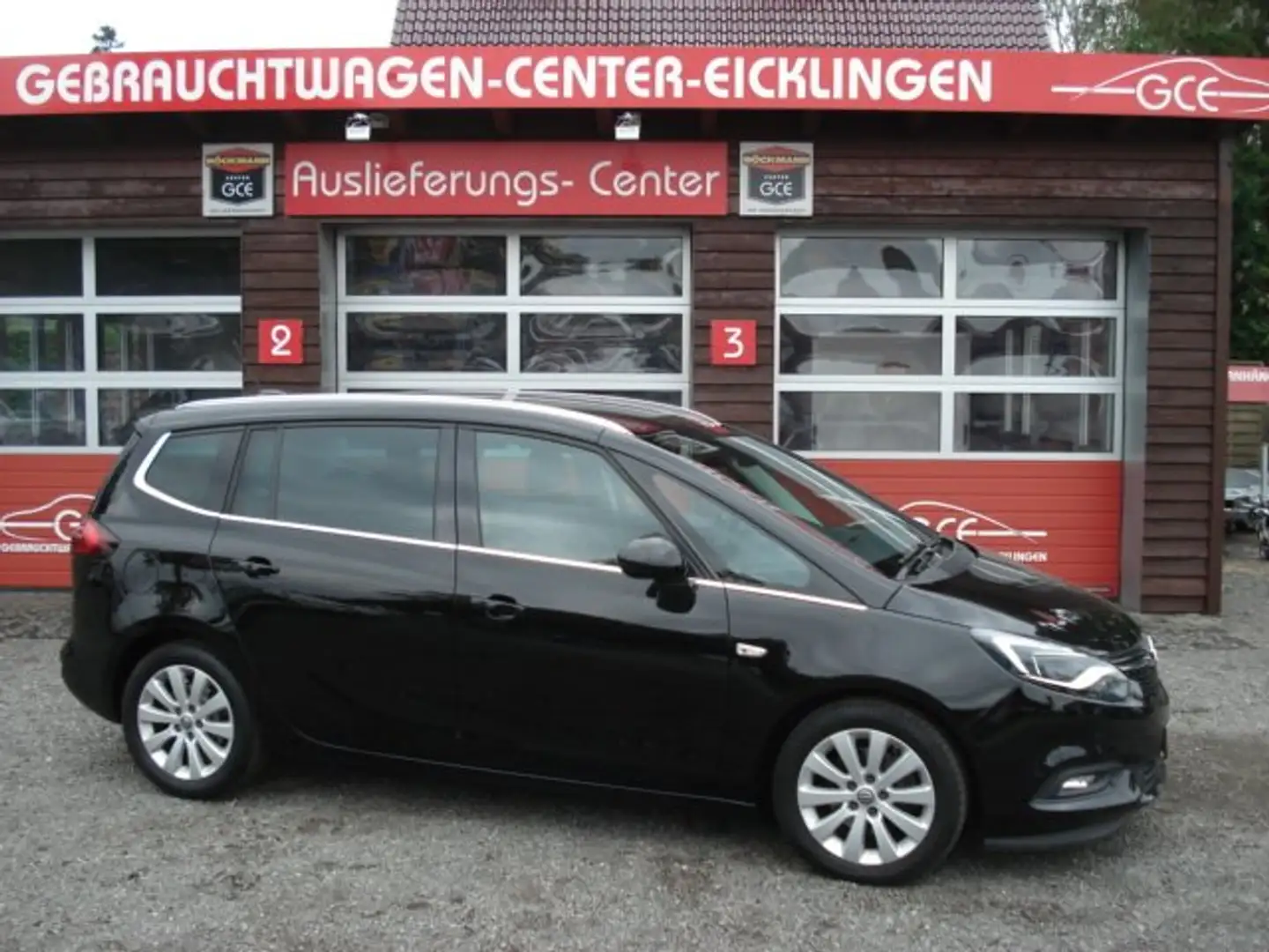 Opel Zafira Exellence Schwarz - 1