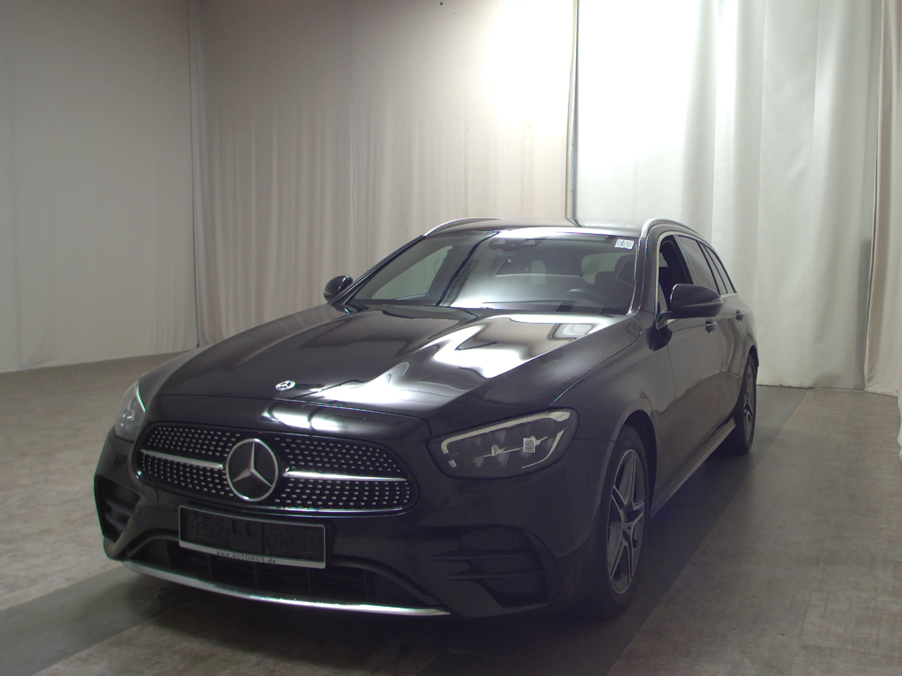 Mercedes-Benz E 300 E 300 KLIMAAUT RADIO TEMPO MFL SHZ VC KAMERA ACC NAVI LED RFK — photo 2