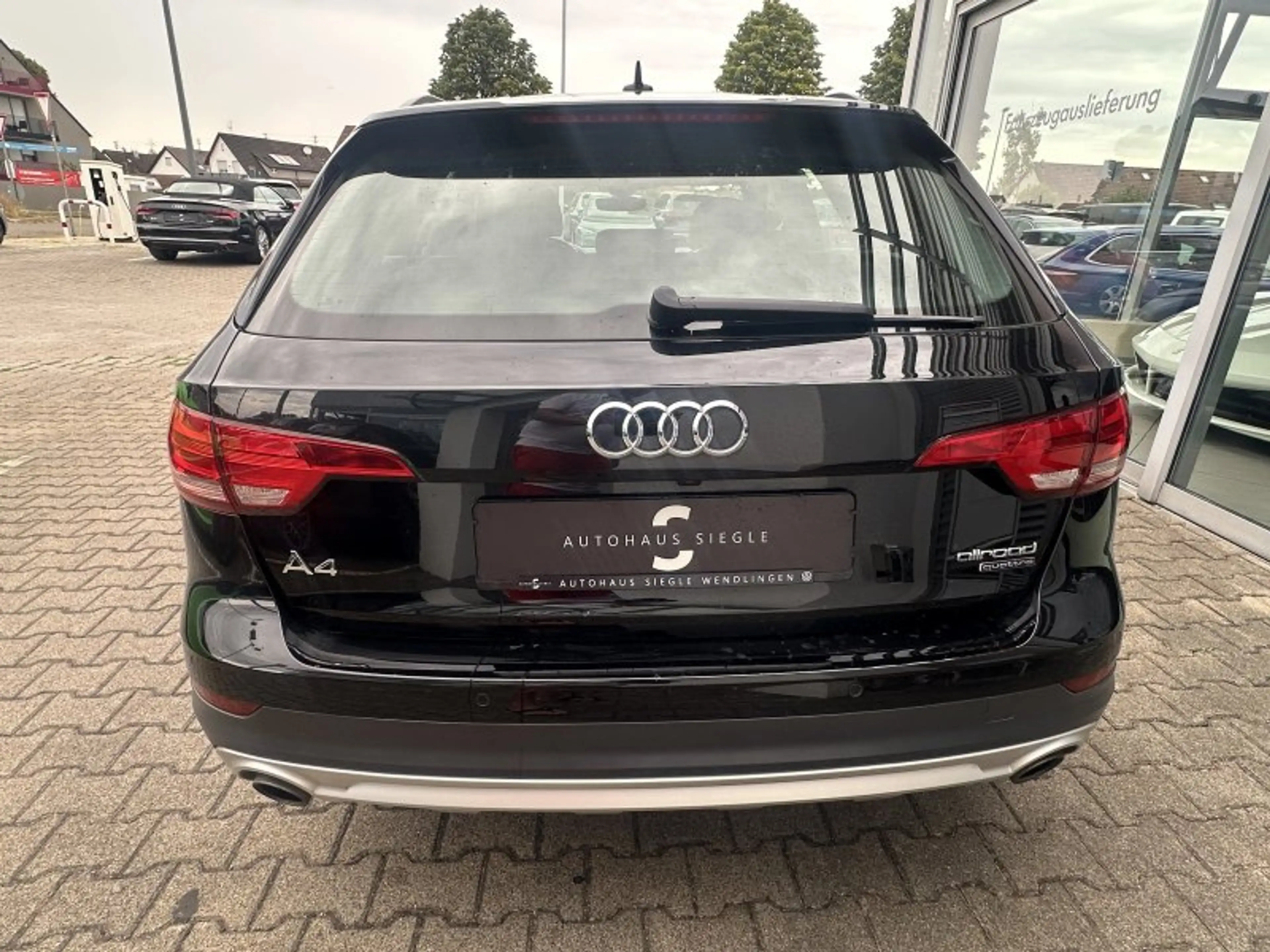 Audi A4 allroad 45 TFSI quattro S-Tr. Leder/Alc. Navi Kamera Xenon — photo 5