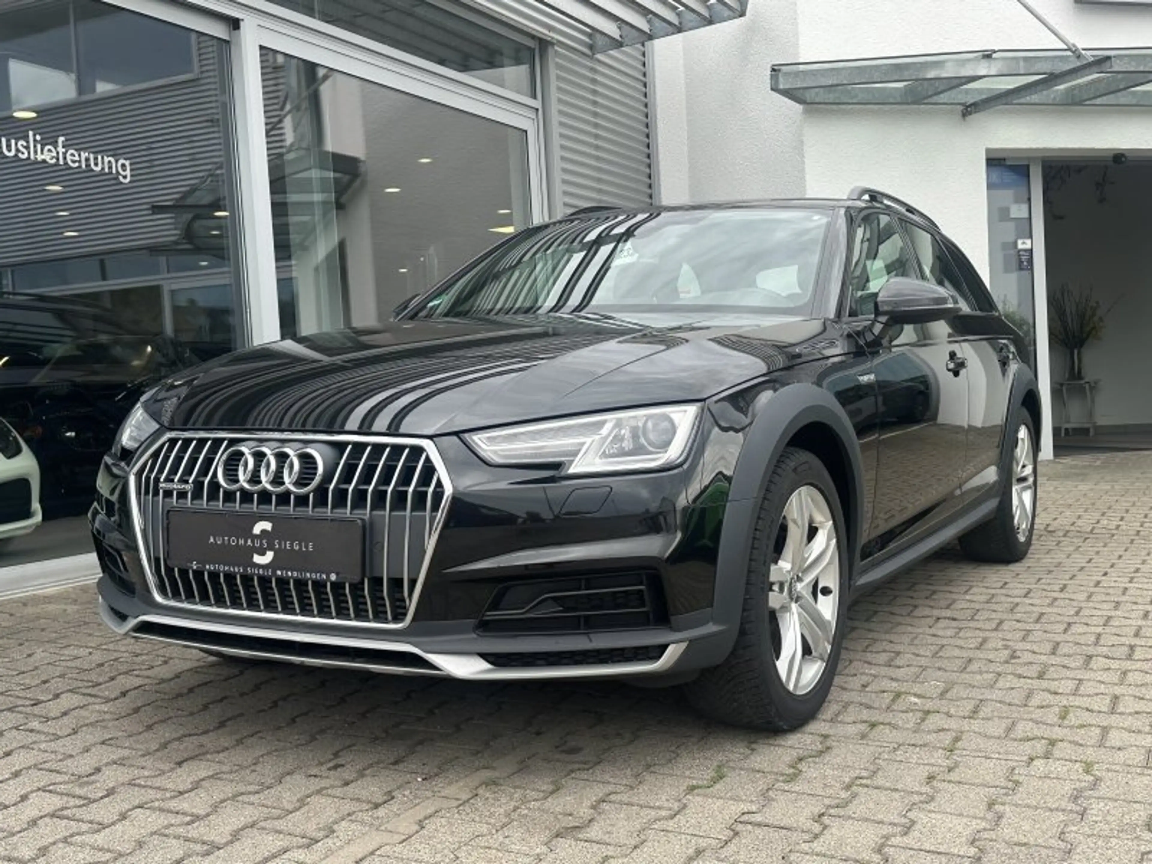 Audi A4 allroad 45 TFSI quattro S-Tr. Leder/Alc. Navi Kamera Xenon — photo 2