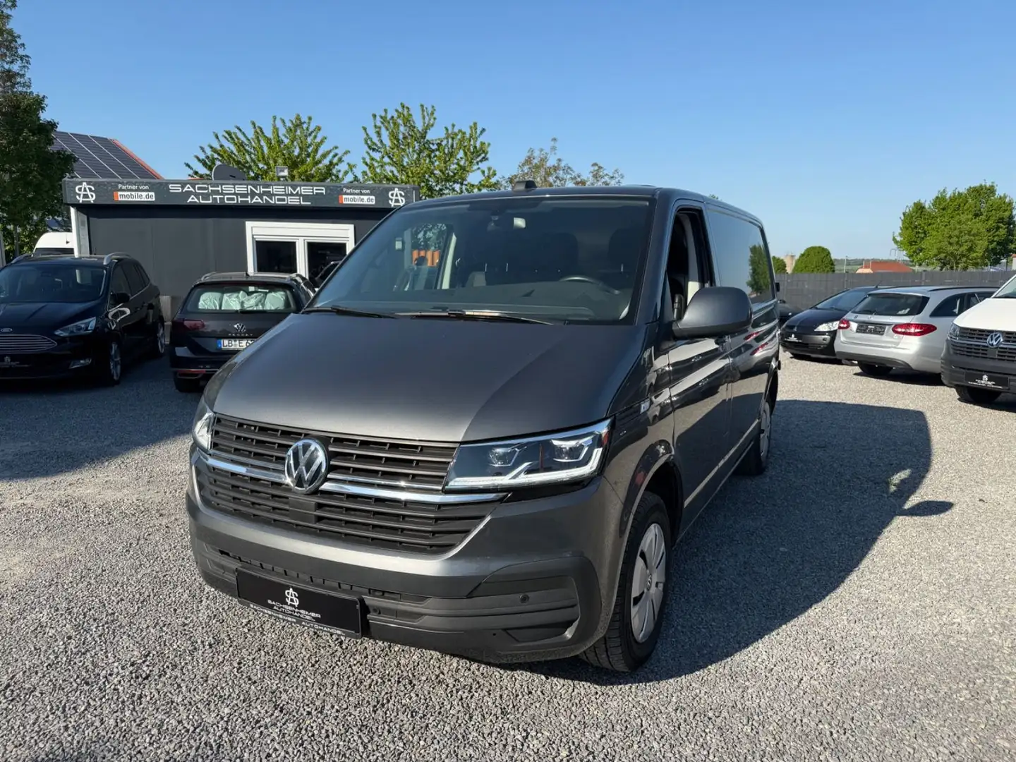 Volkswagen T6 Transporter Grau - 2
