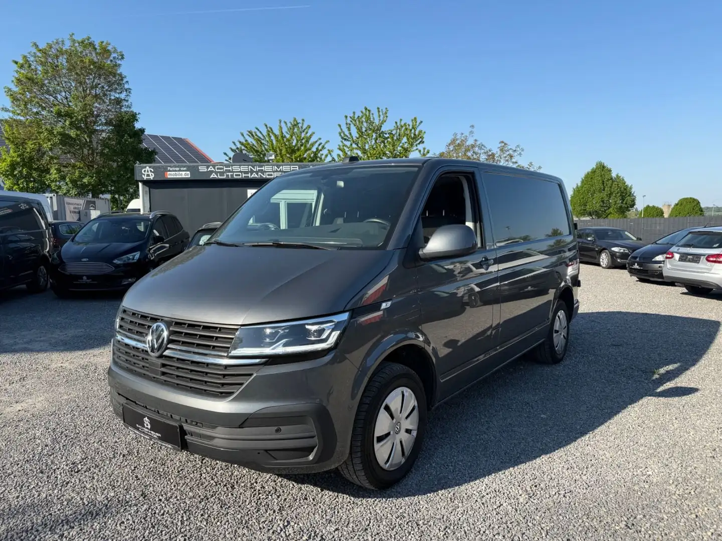 Volkswagen T6 Transporter Grau - 1