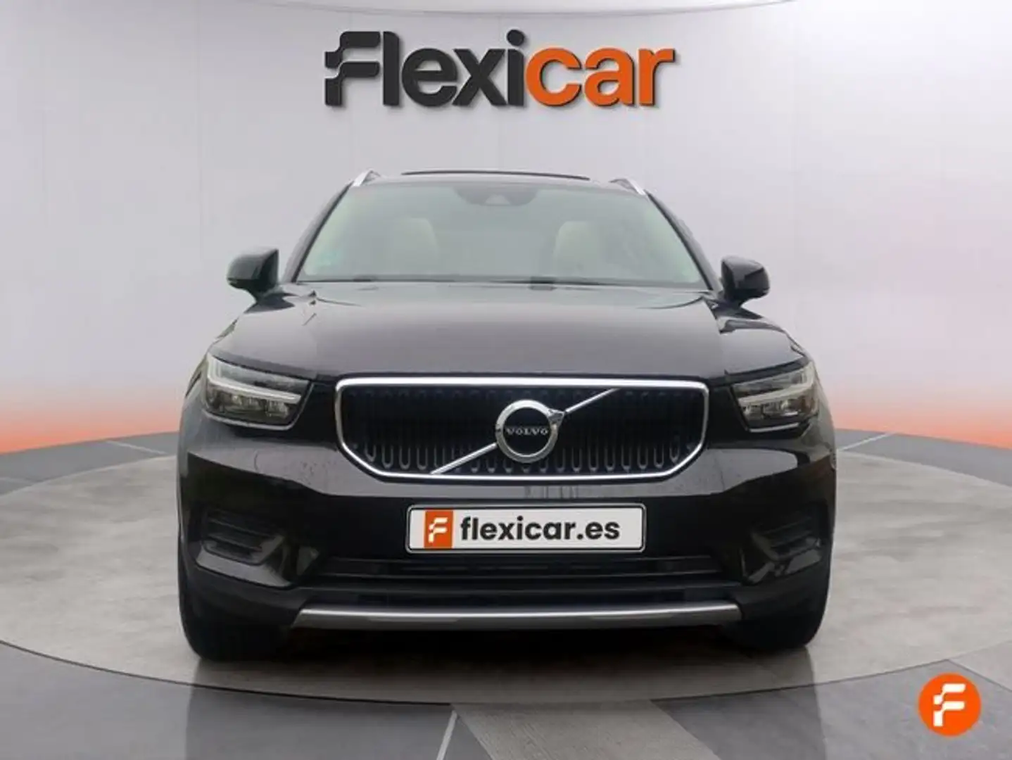 Volvo XC40 T3 Momentum Noir - 2