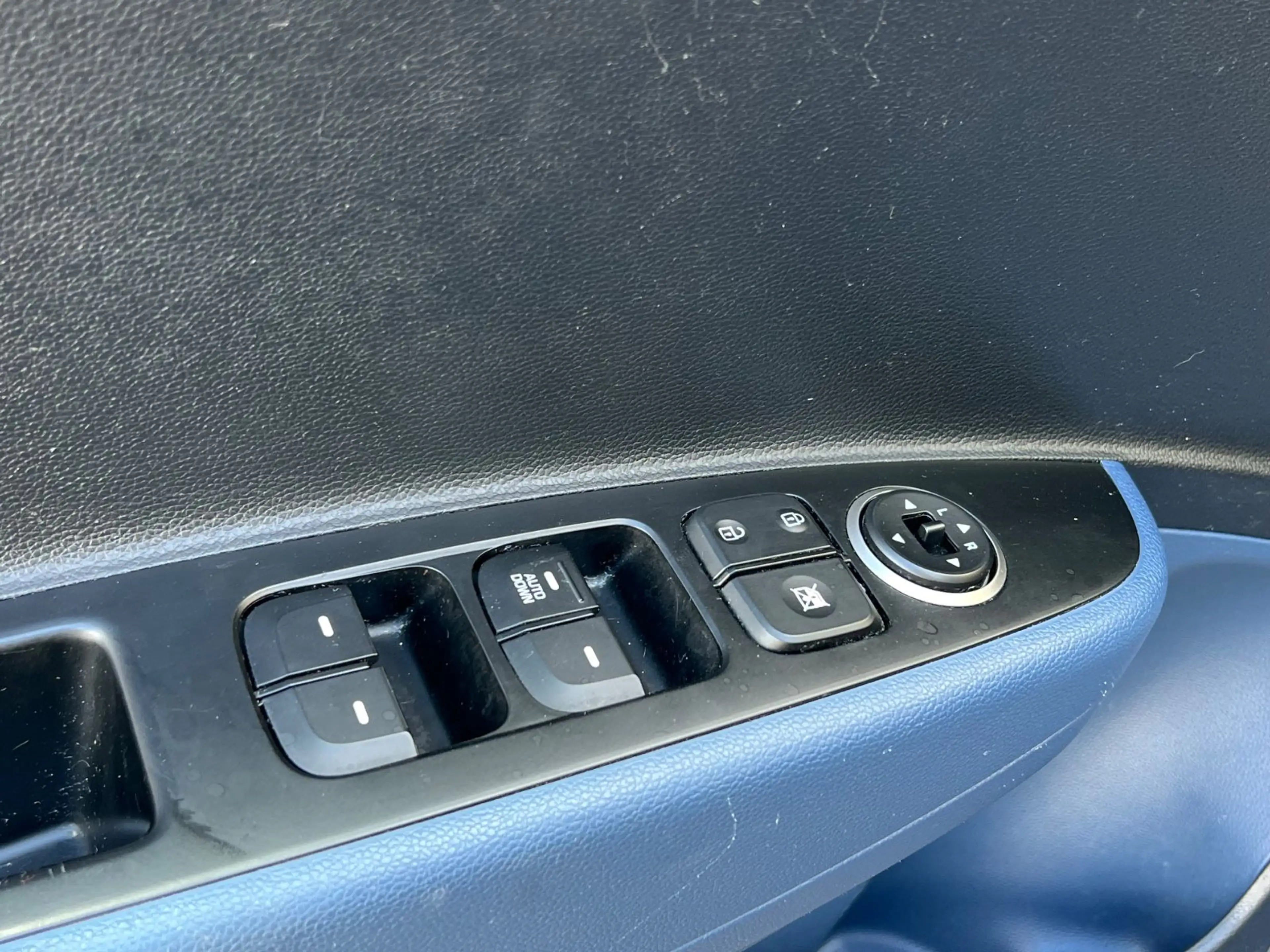 Hyundai i10 Trend*TÜV*INS — photo 15