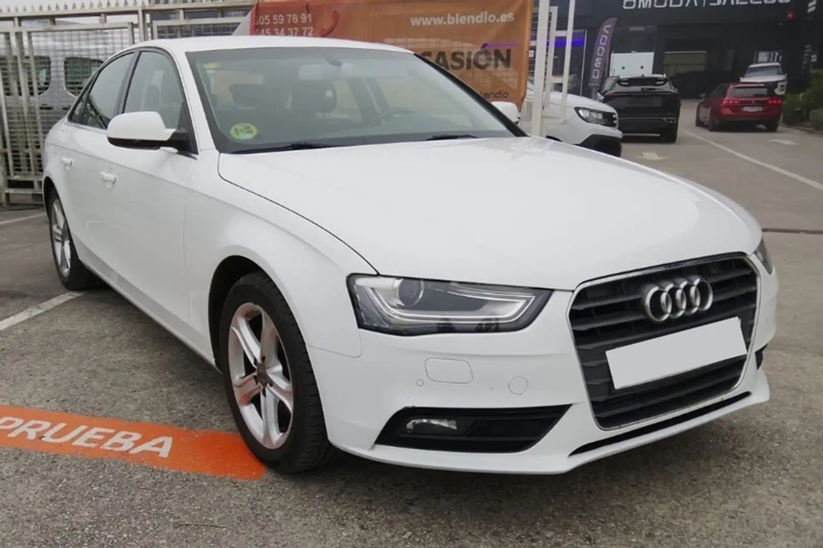 Audi A4 2.0 TDI 143HP 143CV 4P Wit - 2