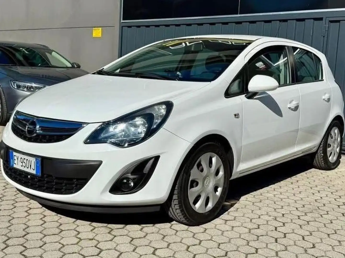 Opel Corsa Corsa IV 5p 1.2 Edition (elective) Gpl-tech 85cv Weiß - 2