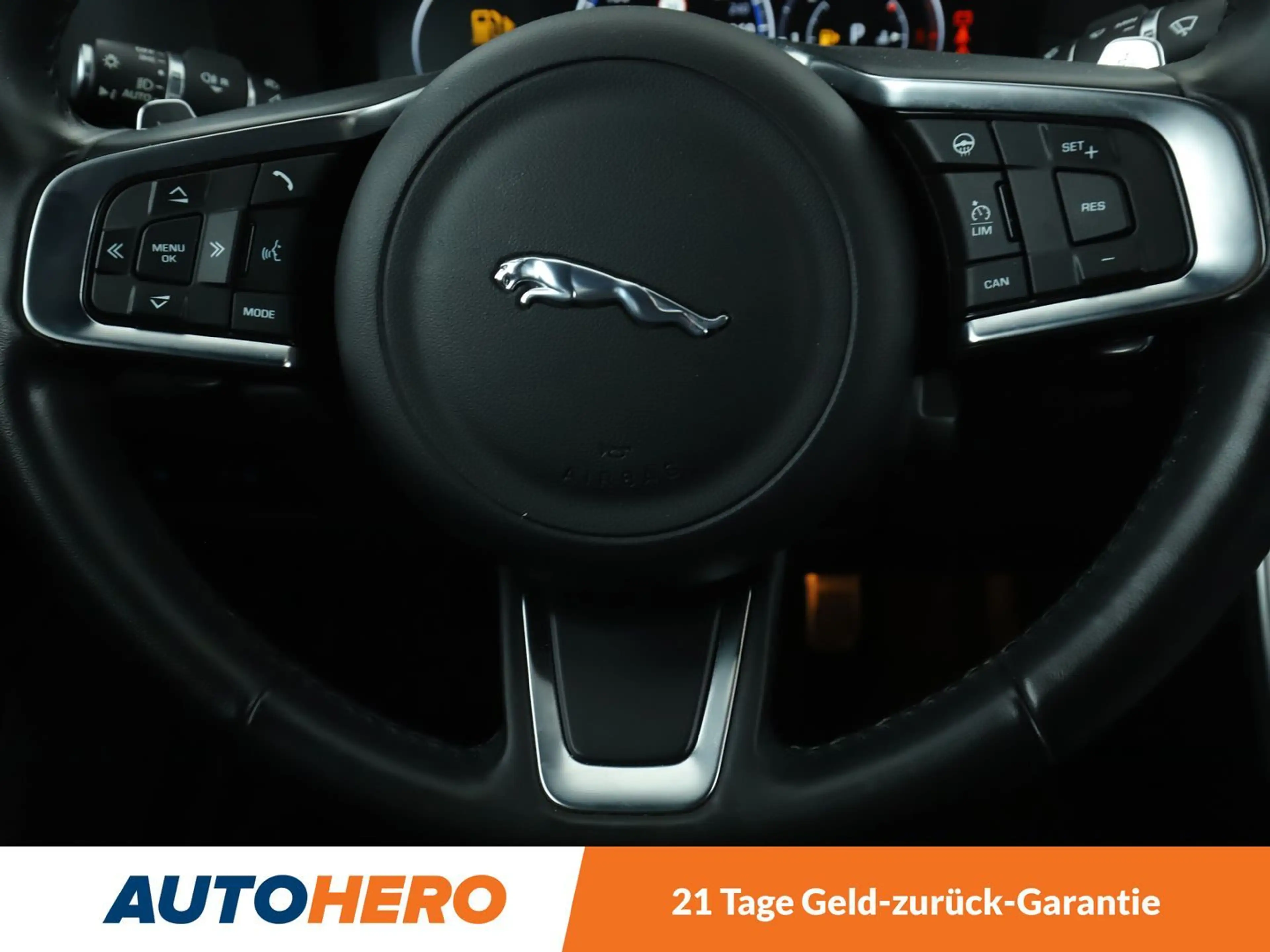 Jaguar XF 25d Portfolio AWD Aut.*NAVI*TEMPO*CAM*PDC*MERIDIAN — photo 13