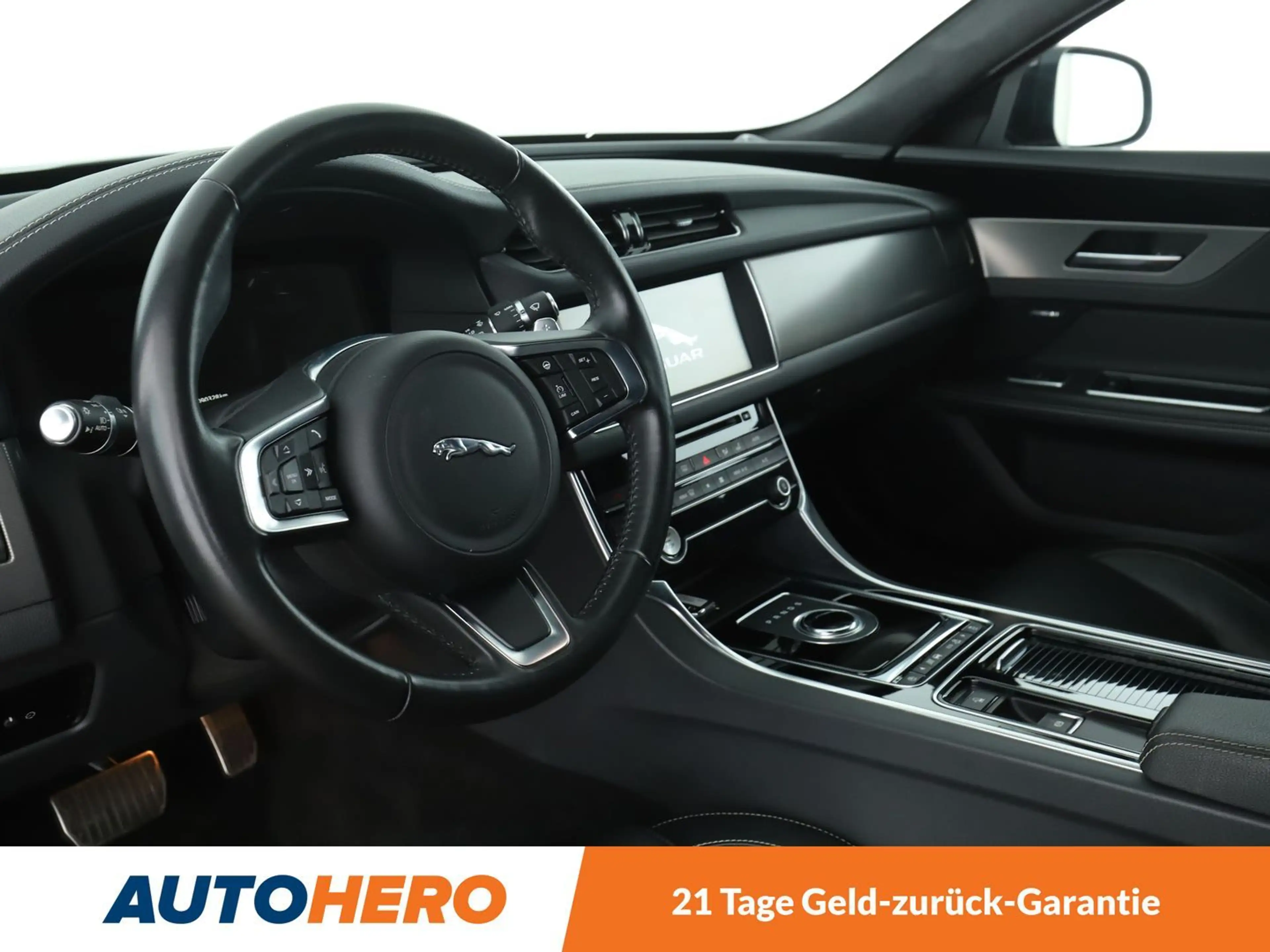 Jaguar XF 25d Portfolio AWD Aut.*NAVI*TEMPO*CAM*PDC*MERIDIAN — photo 11