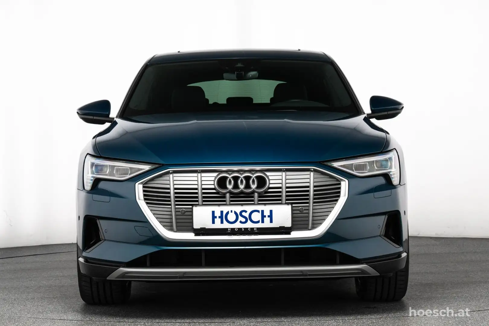 Audi e-tron 55 quattro Adv. LEDER PANO MATRIX B&O -64% Blau - 2
