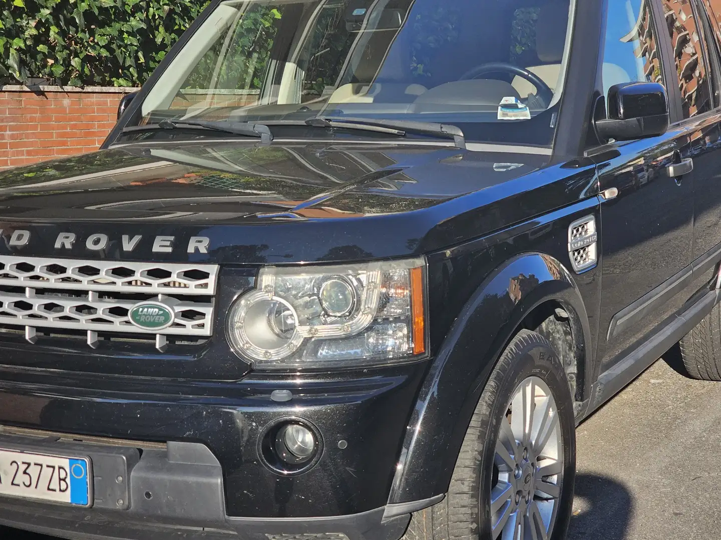 Land Rover Discovery 3.0 sdV6 SE 245cv auto - 1