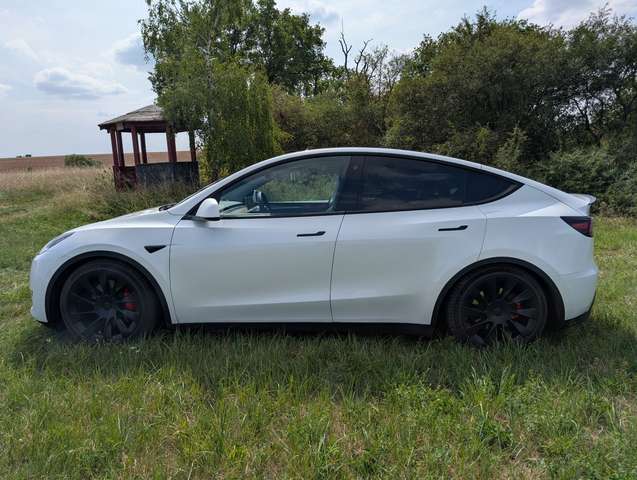 Tesla Model Y Long Range Dual Motor AWD