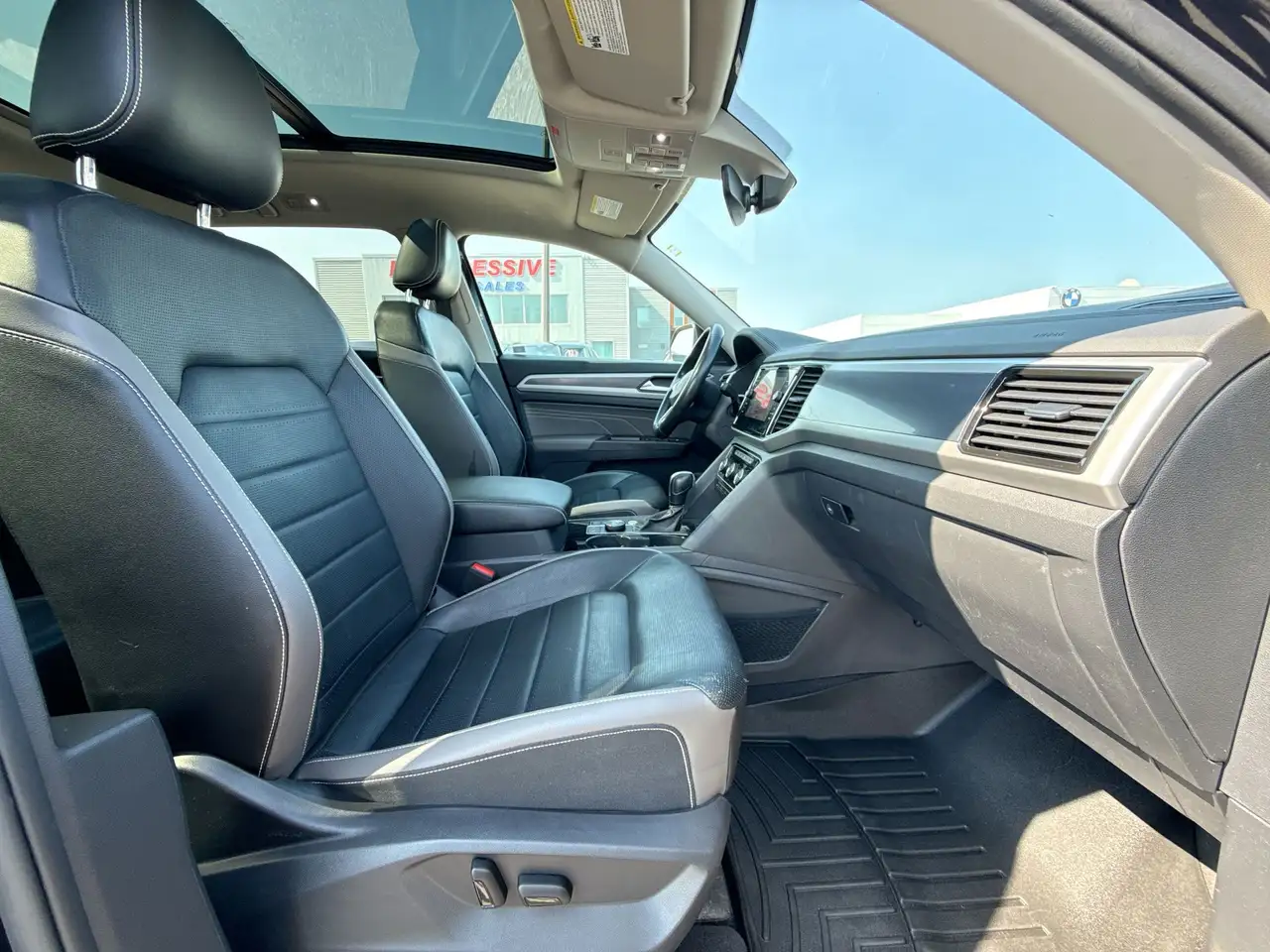 Volkswagen Atlas снимка Volkswagen Atlas