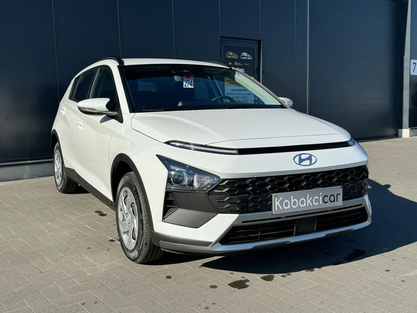 Hyundai BAYON 1.2i Klass / Carplay / Véhicule Neuf / Garantie Šedá - 1