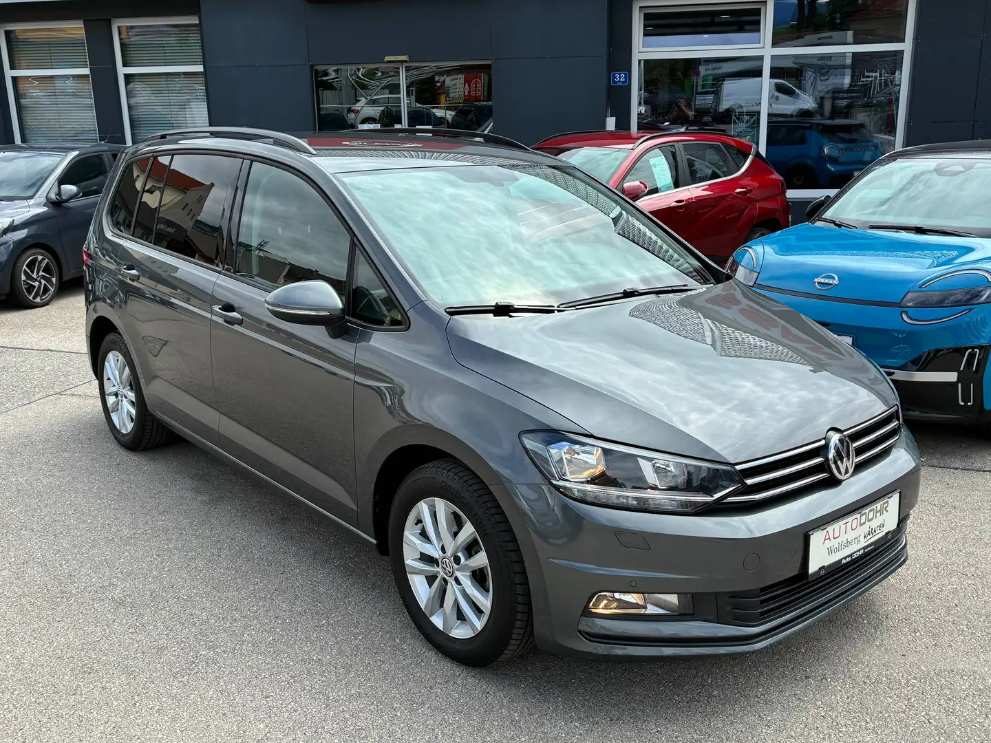 Volkswagen Touran Touran Comfortline 1,6 SCR TDI Comfortline Grau - 1