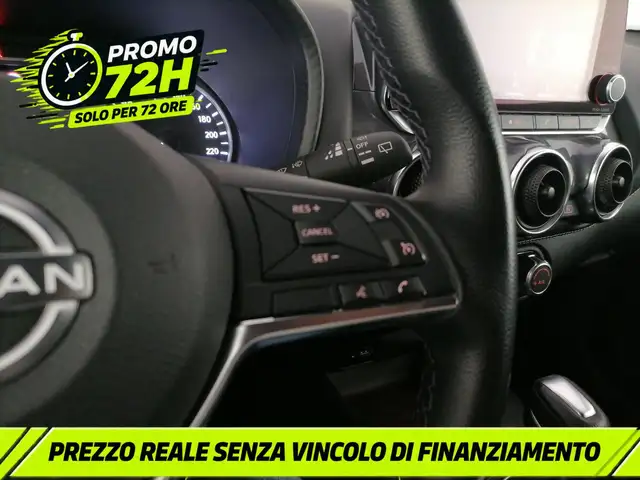Nissan Juke view 24