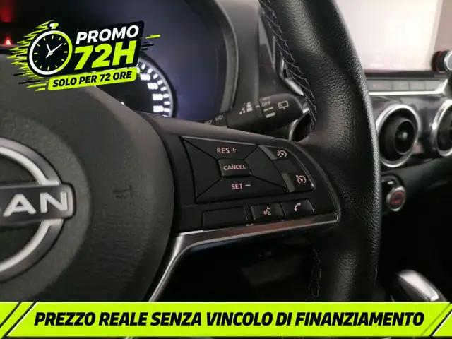 Nissan Juke view 25