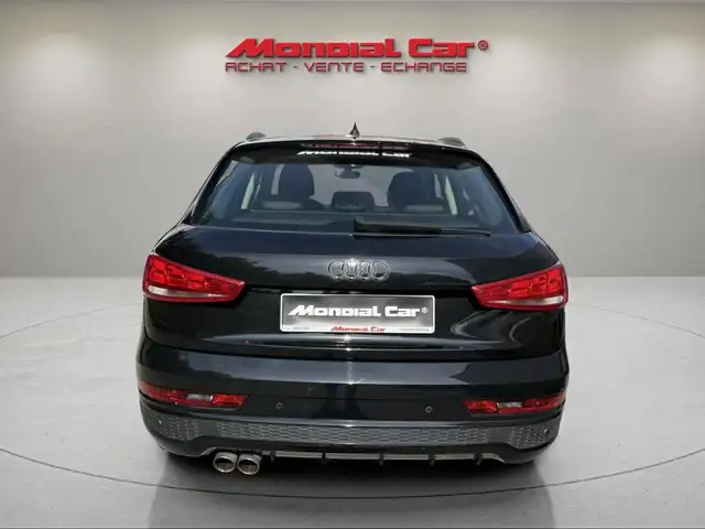 Audi Q3 view 7
