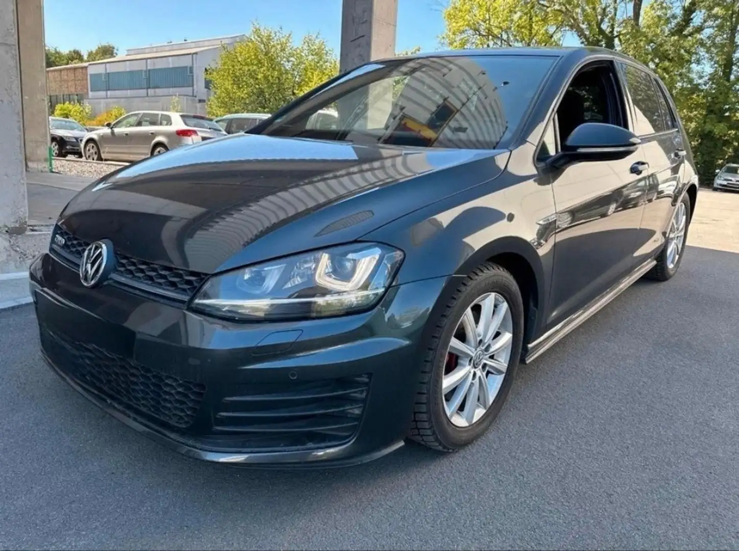 Volkswagen Golf 2.0 TDI GTD - 2