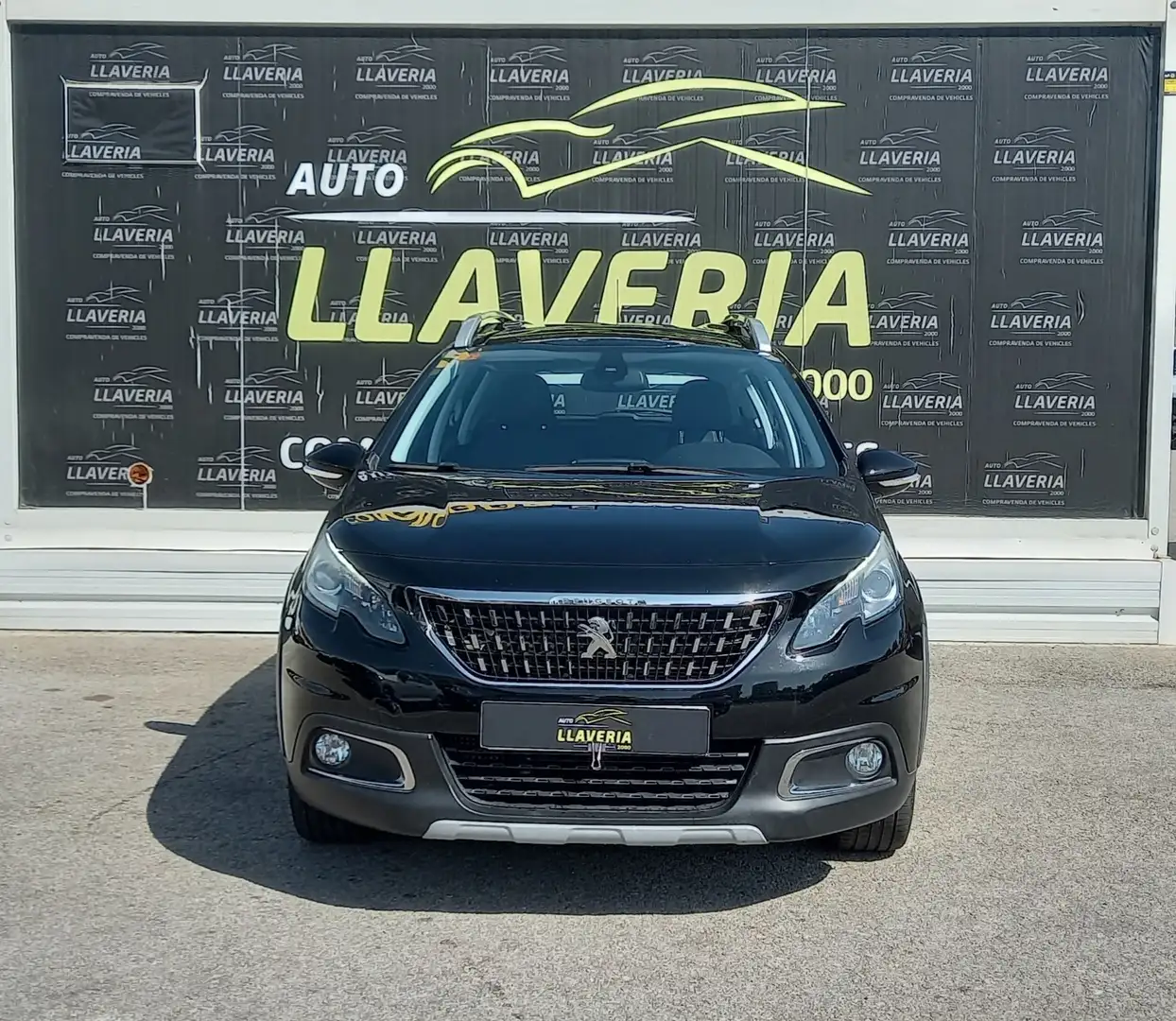 Peugeot 2008 1.6 BlueHDI S&S Allure 120 Weiß - 2