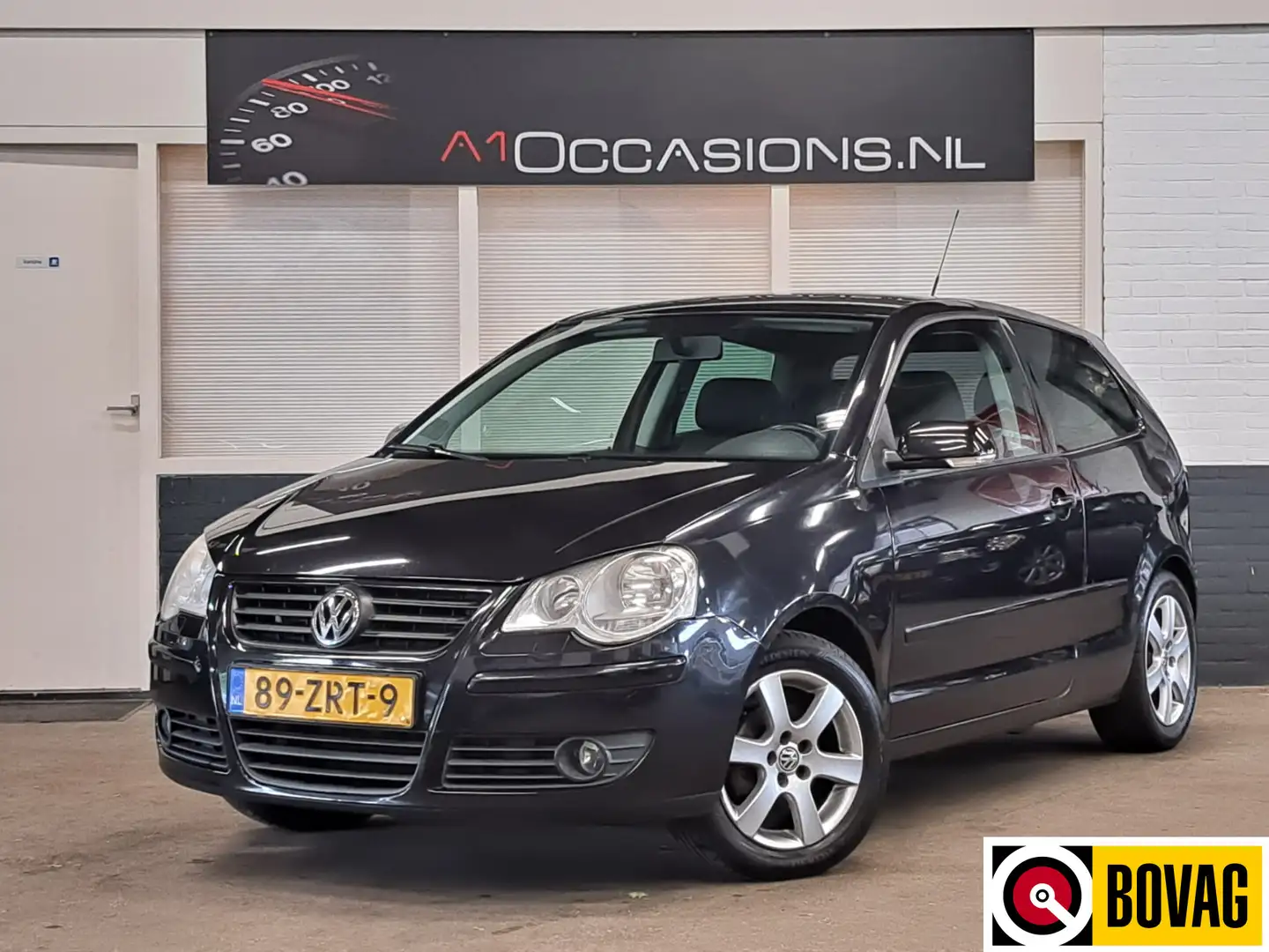 Volkswagen Polo 1.4-16V Trendline Noir - 1