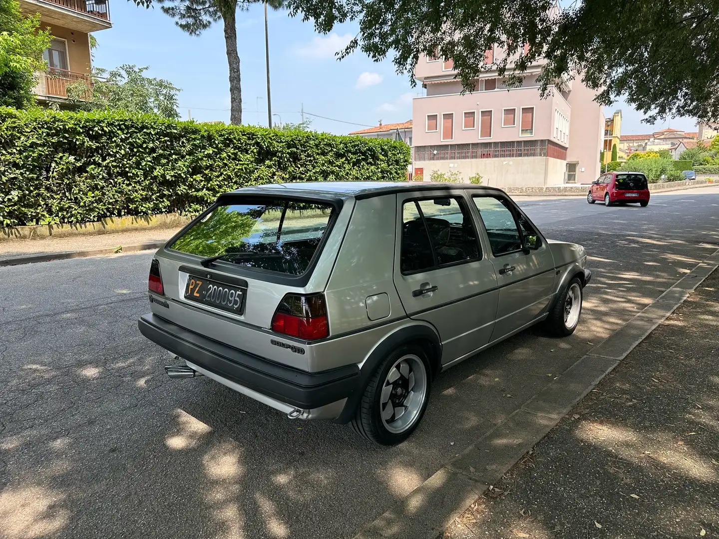 Volkswagen Golf GTD - 2