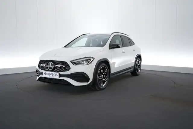 Mercedes-Benz GLA 200 Class 200dA Business Solution AMG Line Night LEDER