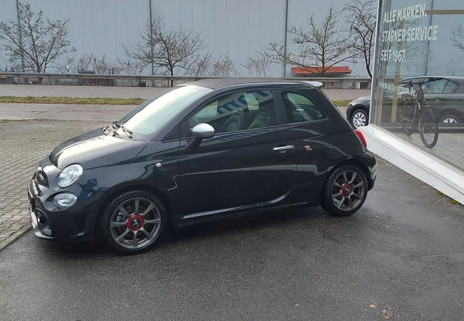 Fiat 595 Abarth 595C "BiXen, BeatsAudio, Leder, Carplay" uvm Schwarz - 2