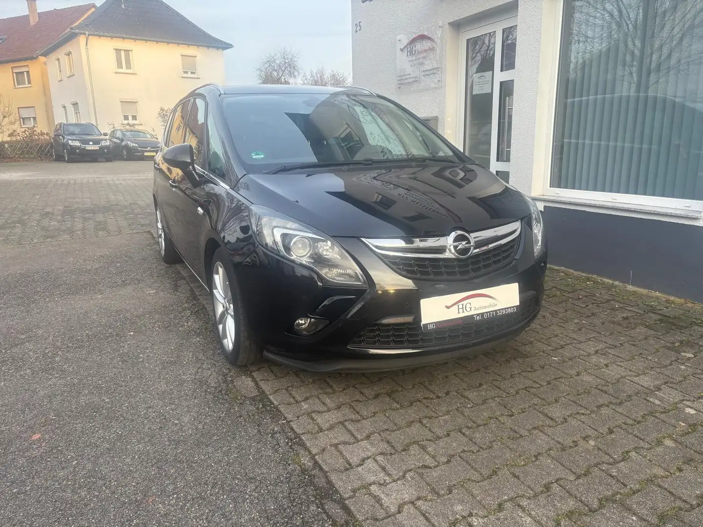 Opel Zafira C Tourer Innovation Schwarz - 2