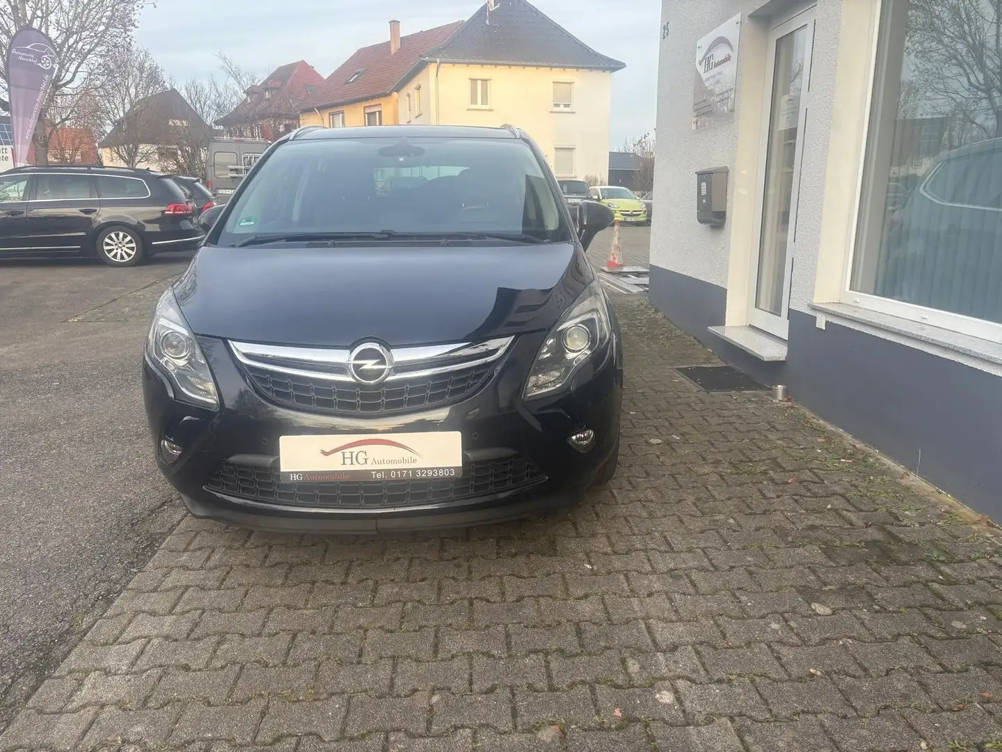 Opel Zafira C Tourer Innovation Schwarz - 1