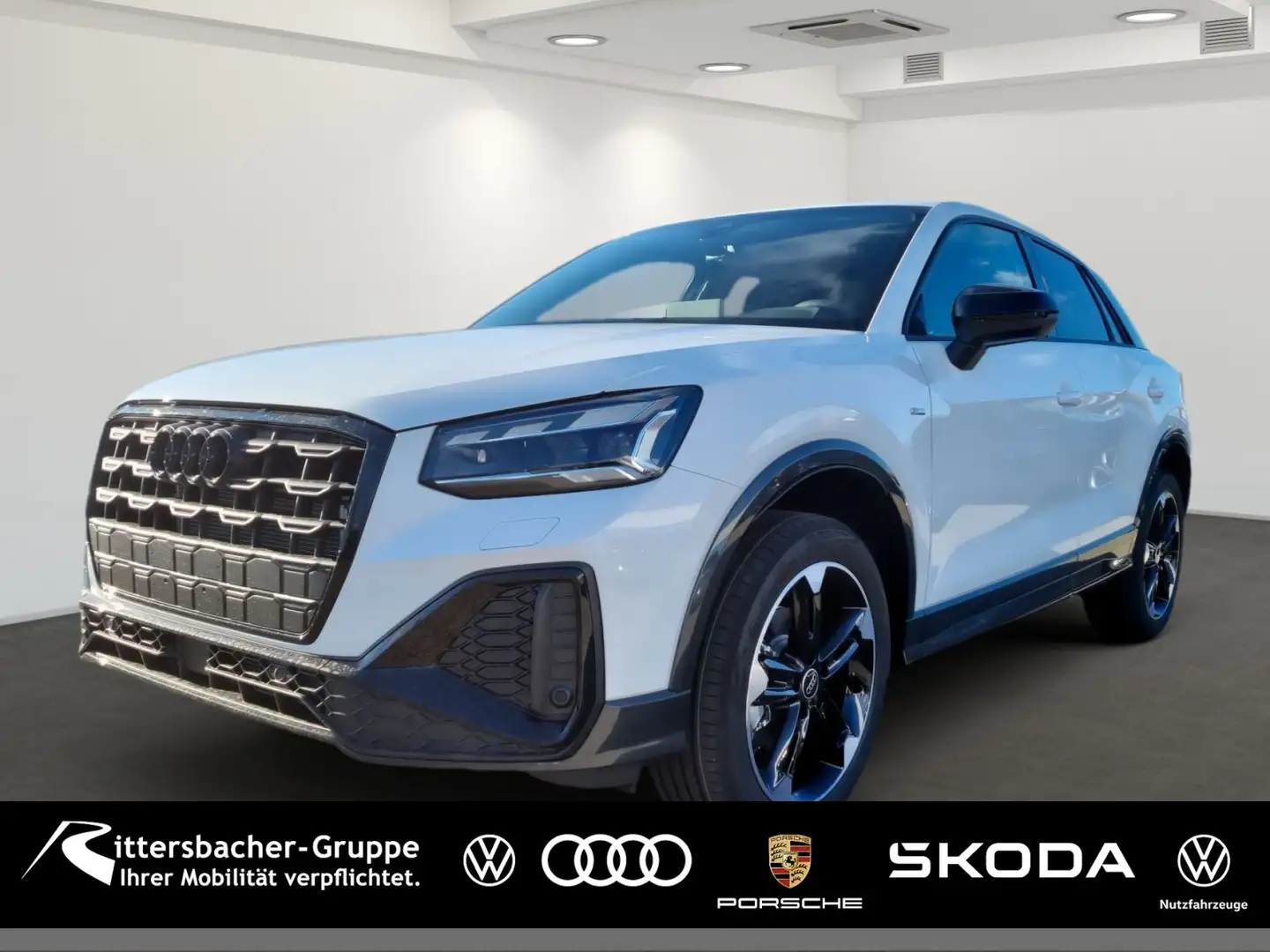 Audi Q2 S line 35 TFSI 110(150) kW(PS) S tronic Biały - 1