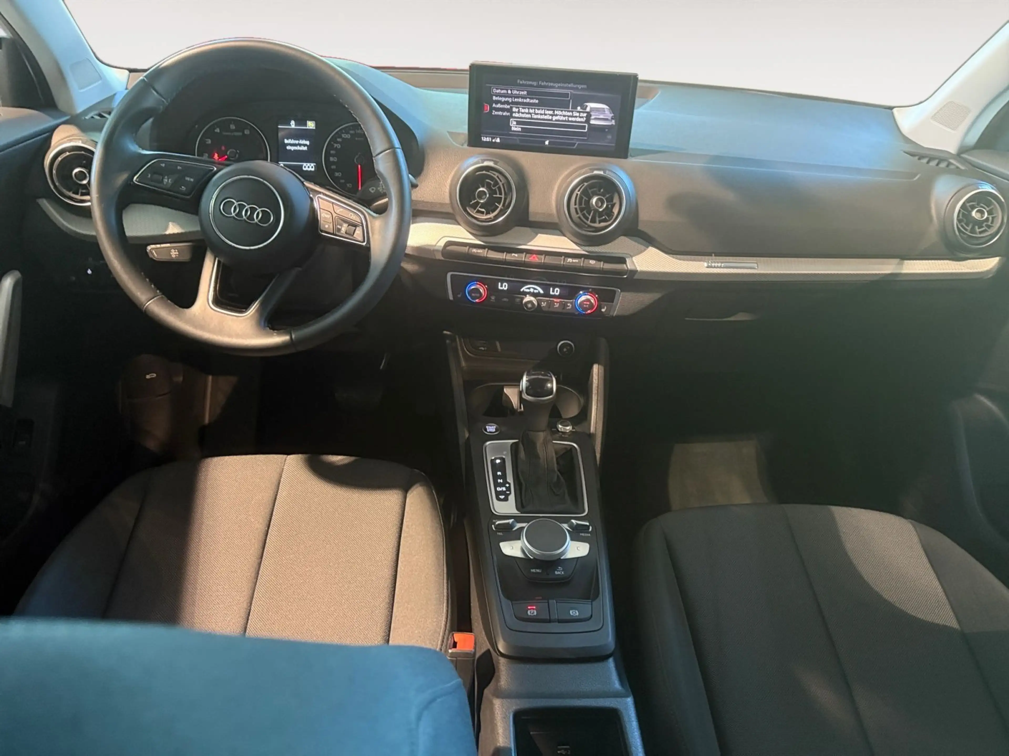 Audi Q2 35 TFSI S-tronic advanced *LED*Navi*Sitzheizu — photo 11
