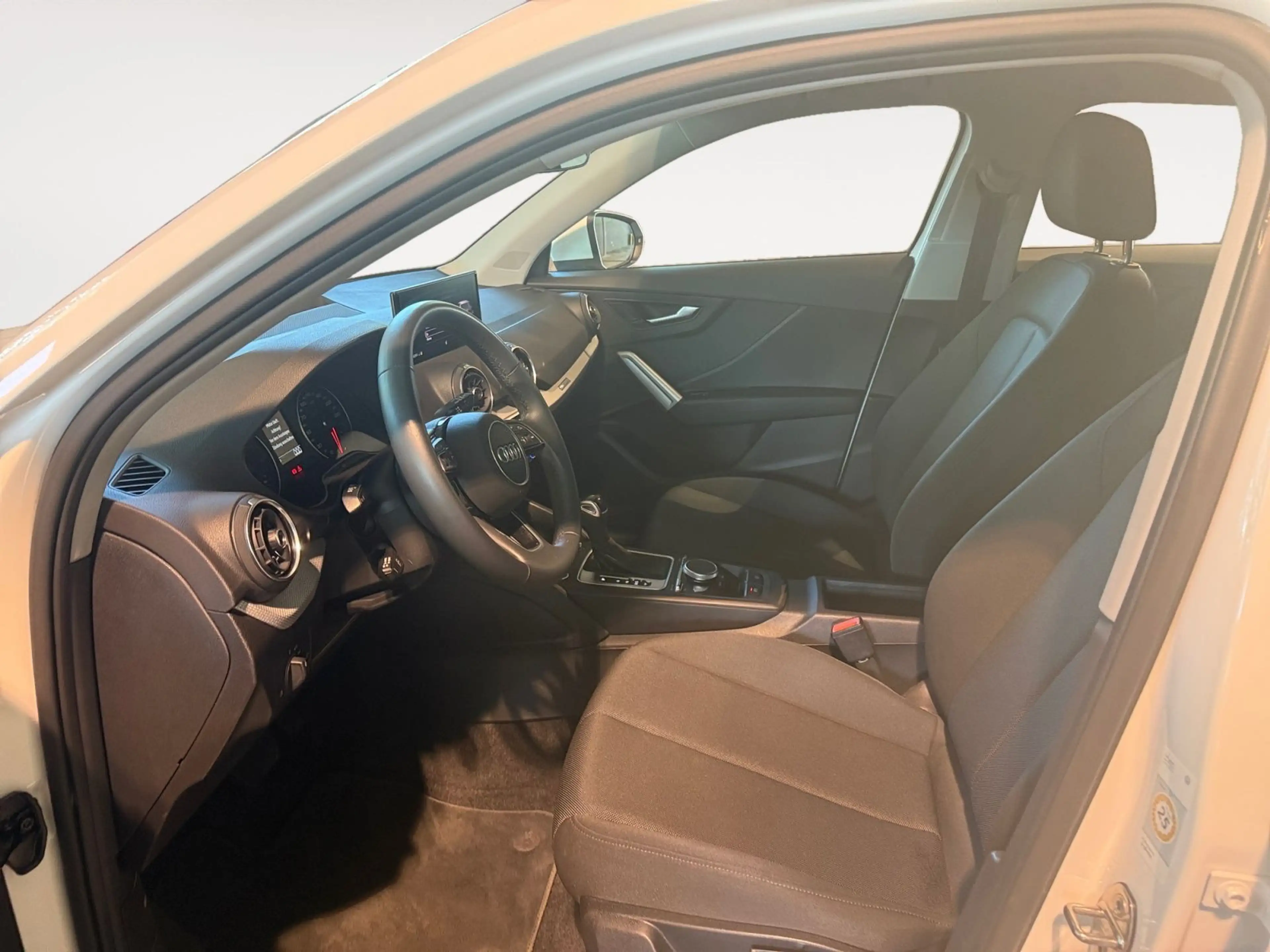 Audi Q2 35 TFSI S-tronic advanced *LED*Navi*Sitzheizu — photo 10