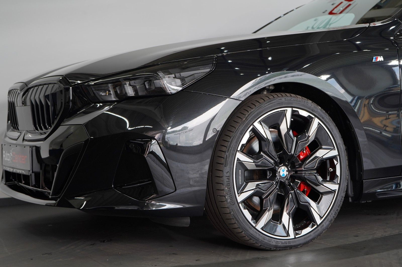 BMW 540 d xDrive M Sport Pro*1 HAND*PANO*360*KAM — photo 11