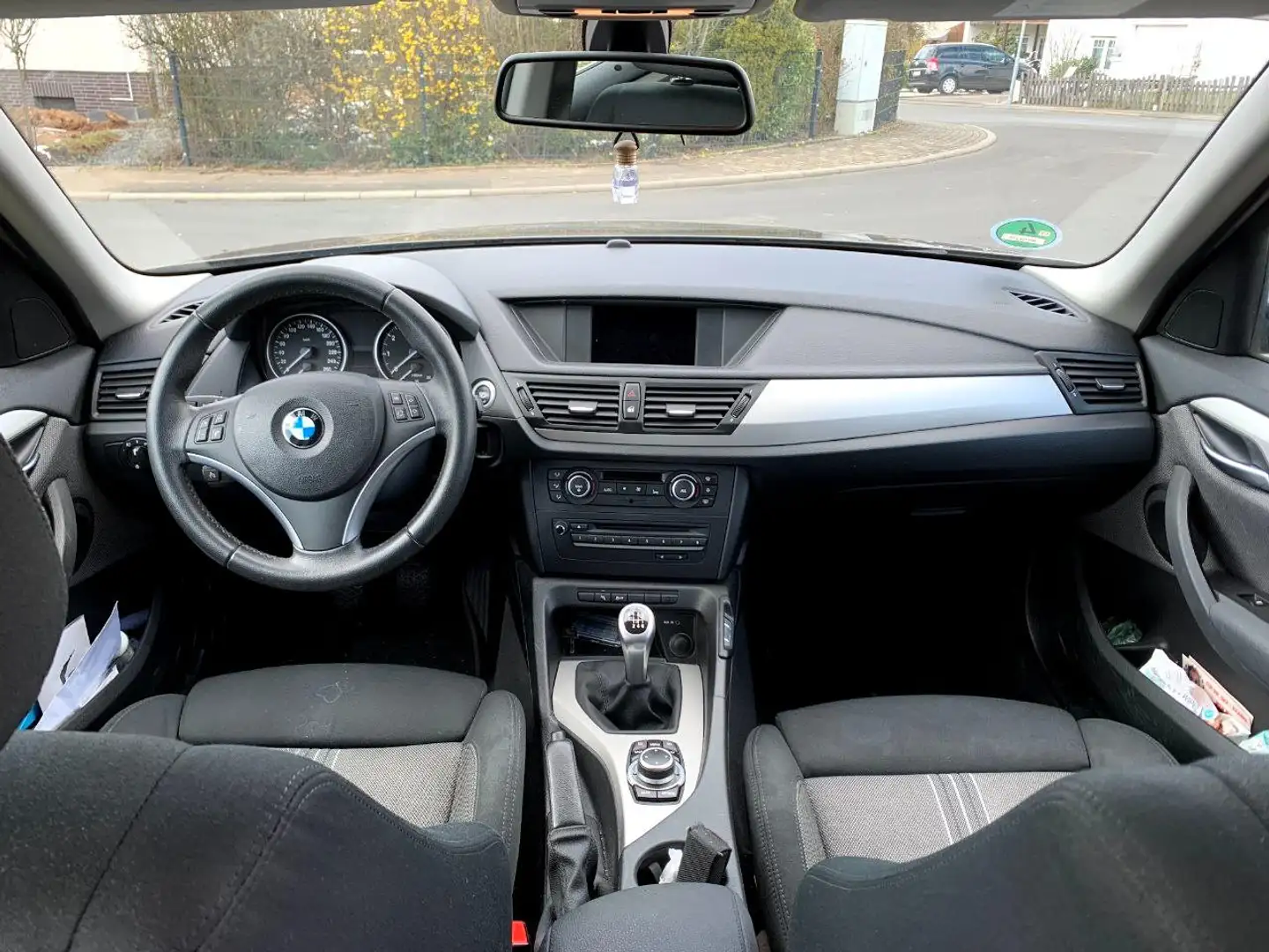 BMW X1 X1+sDrive18i Braun - 2