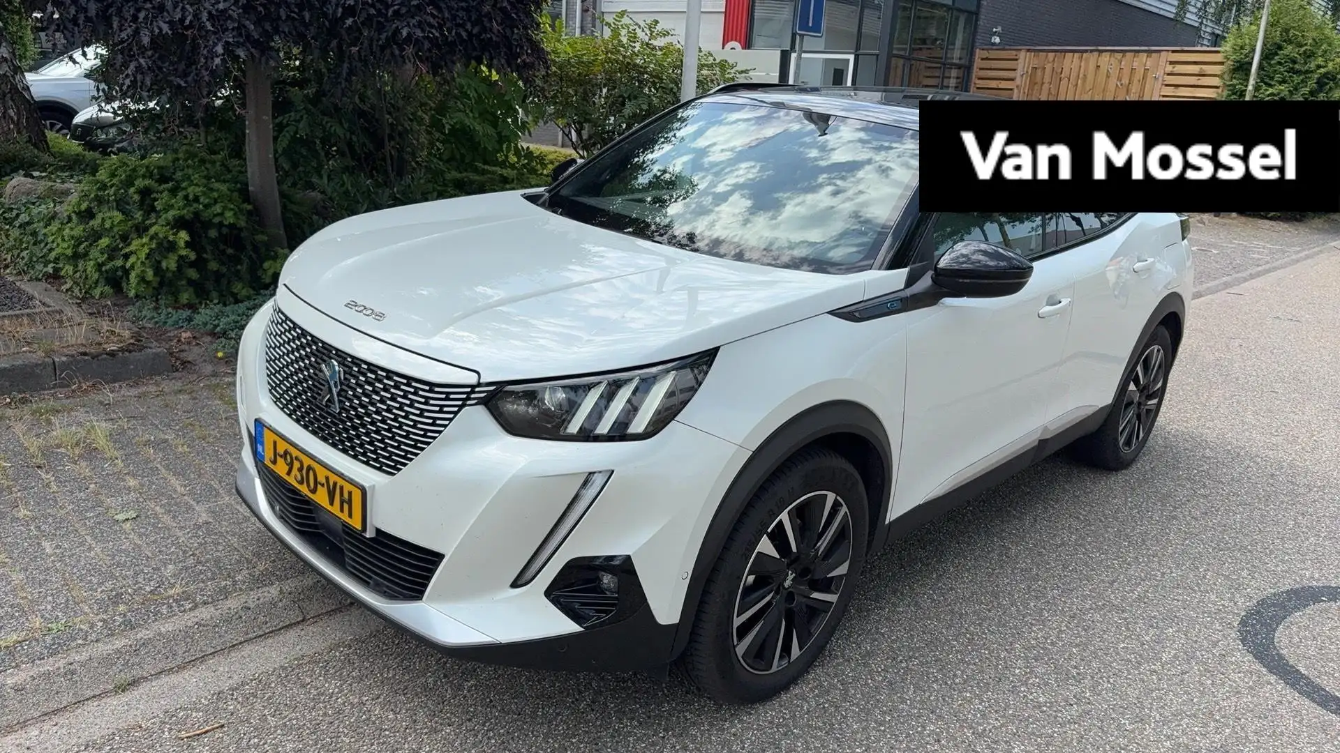 Peugeot e-2008 EV GT Première 1 fase 50 kWh Blanco - 1