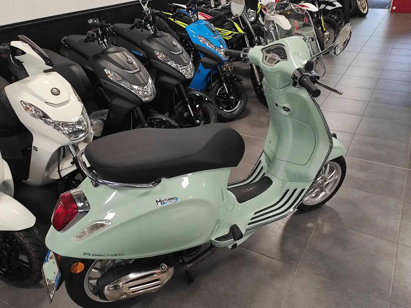 Vespa Primavera 50 - 2